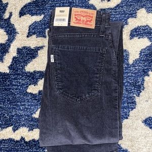 Levi’s 725 High-Rise Bootcut Jeans